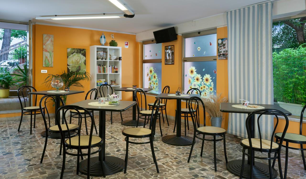 Hotel Alfa Tao Riccione Exterior foto